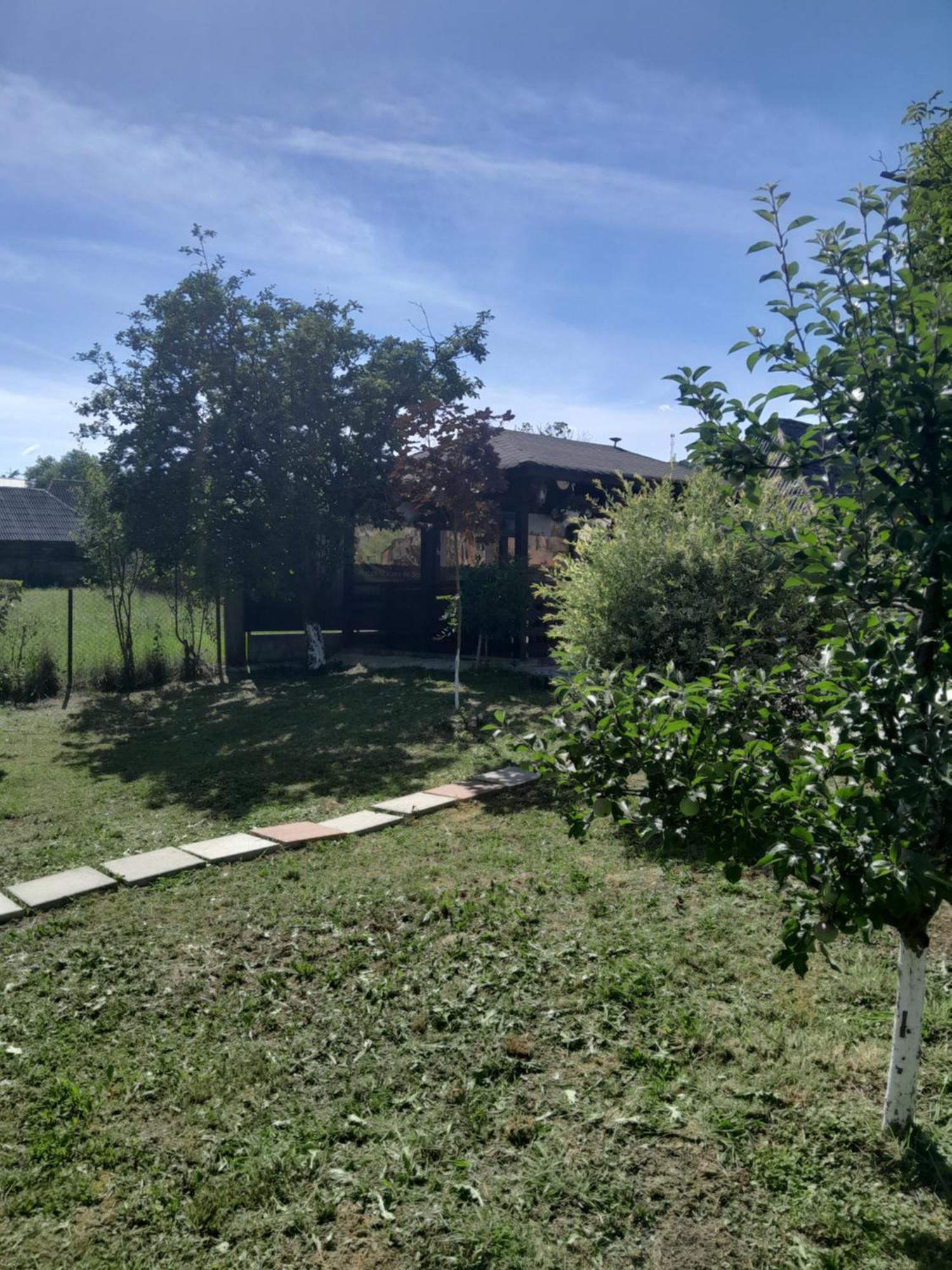 Casa Bianca Oncesti Guest House Exterior photo